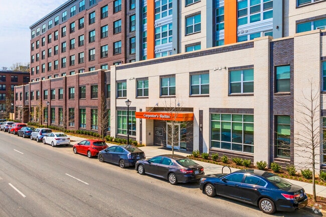 930 N Henry St - The Bloom