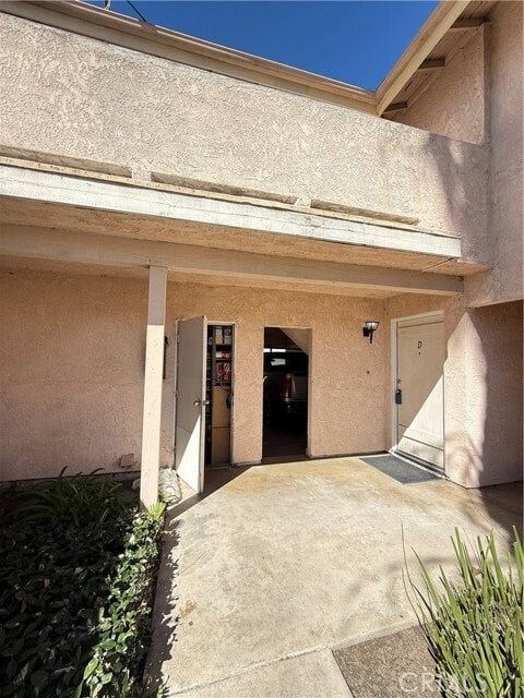 Building Photo - 15161 Monterey Ave