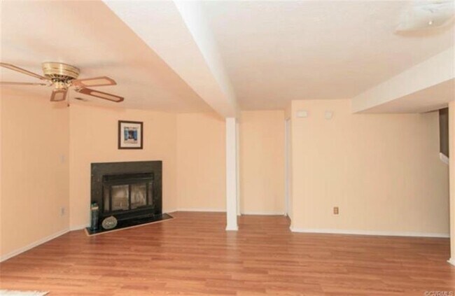 Foto del edificio - 1806 Cedar Hollow Ct