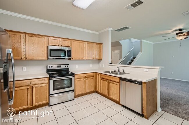 Foto del edificio - 3 br, 2.5 bath House - 105 Fazio Dr UNIT
