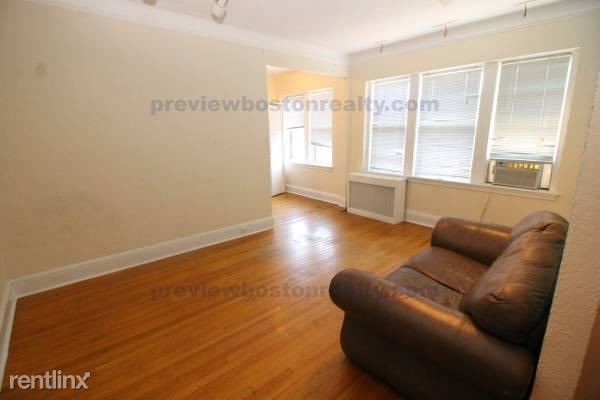 Building Photo - Studio, 1 bath  - 8 Chiswick Rd # 8GNC