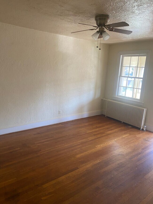 Building Photo - 3108 Garland Ave