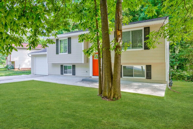 Building Photo - 346 Engle Dr
