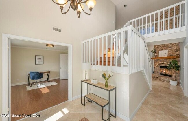 Building Photo - 3100 Demaret Dr