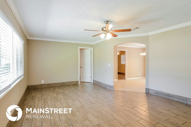 Building Photo - 4440 Naranja Dr S