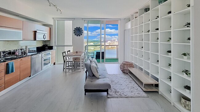 Foto del edificio - 253 NE 2nd St