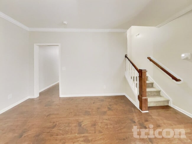 Foto del edificio - 877 Juno Dr