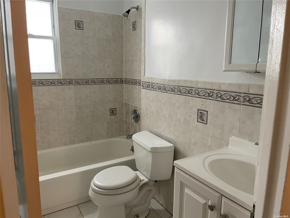 Primary Photo - 115 Springfield Blvd