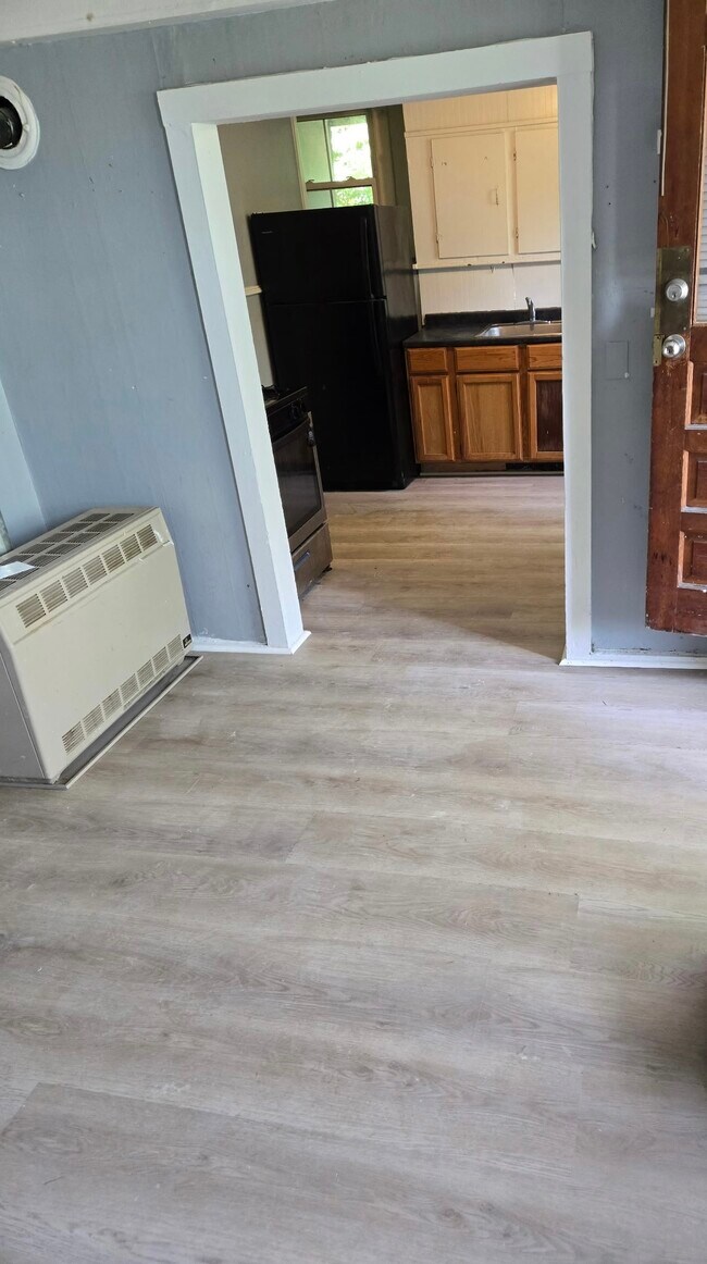 Foto del edificio - 454 Colchester Ave