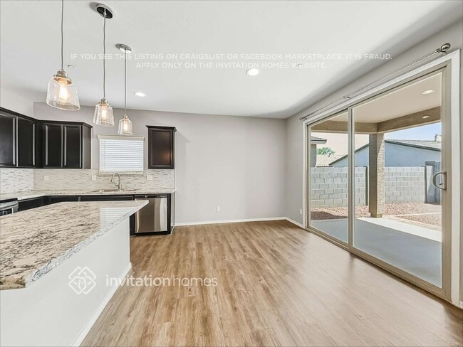Building Photo - 21167 W Cypress St