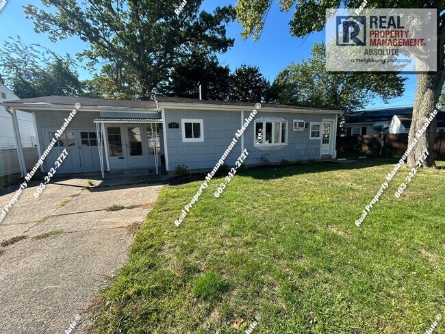 Foto del edificio - Charming 2-Bedroom Home with Bonus Room – ...
