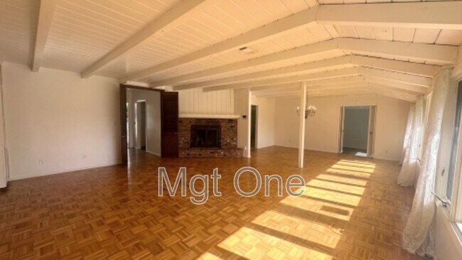 Foto del edificio - 2944 McAllister St