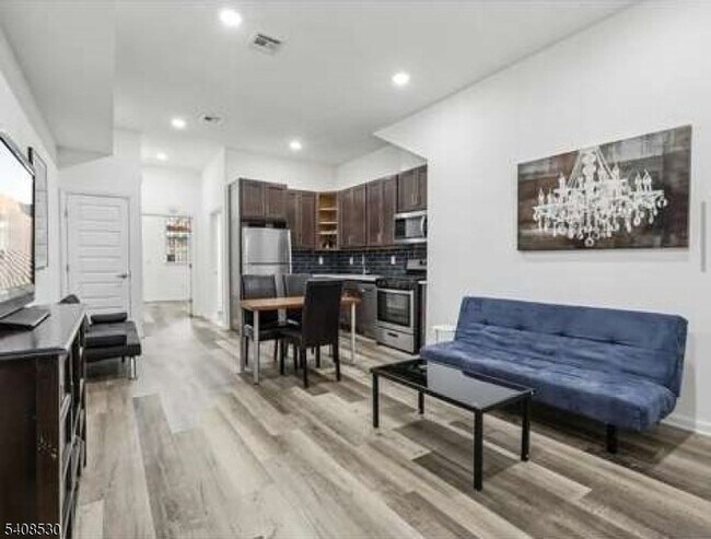 Foto del edificio - 430 Ocean Ave