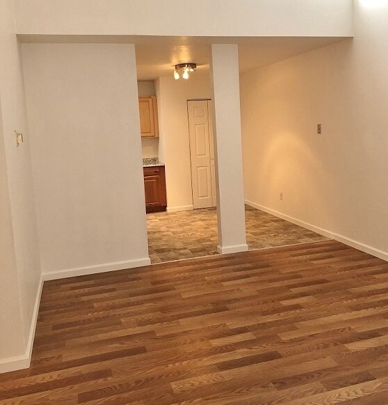 Foto del edificio - 1028 Baywood Dr