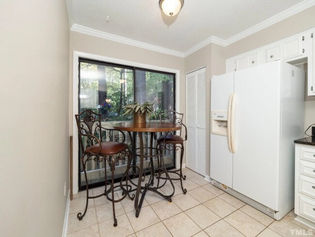 Foto del edificio - 1018 N Bend Dr