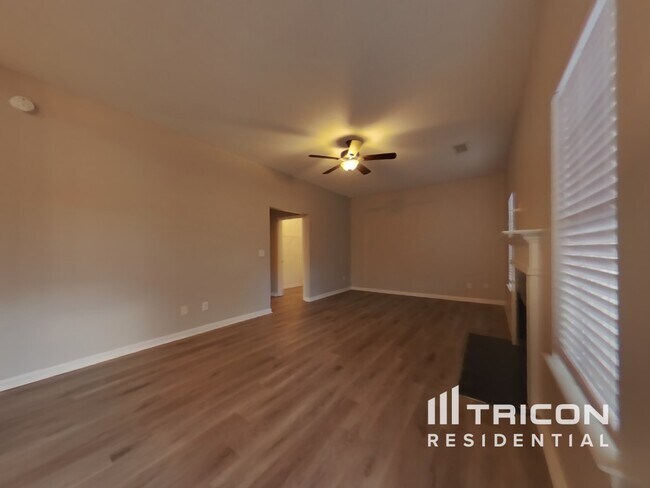 Foto del edificio - 4445 Millenium View Ct SW