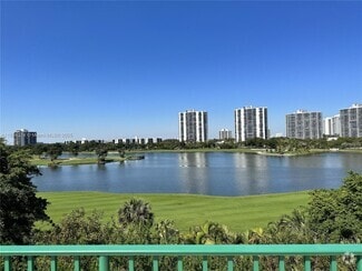 Building Photo - 19900 E Country Club Dr
