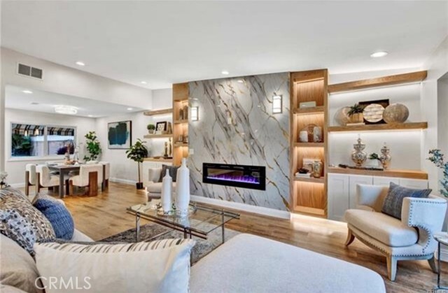 Foto del edificio - 17351 Buttonwood St