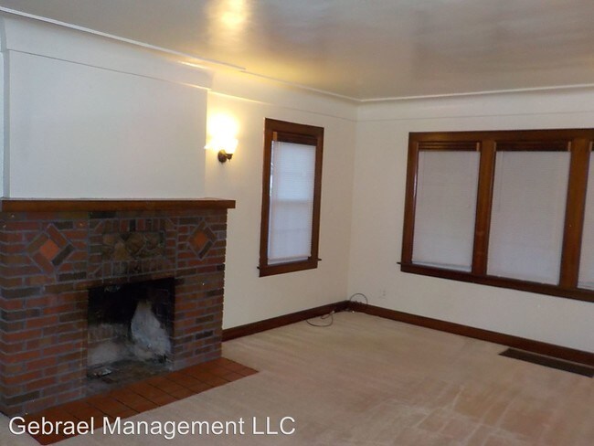 Building Photo - 8231 Miller Rd