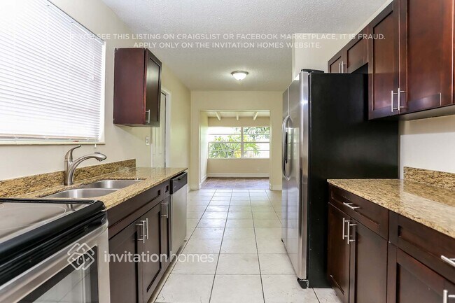 Foto del edificio - 3441 SW 20th Ct