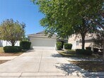 Foto principal - 8225 Summer Wood Ln