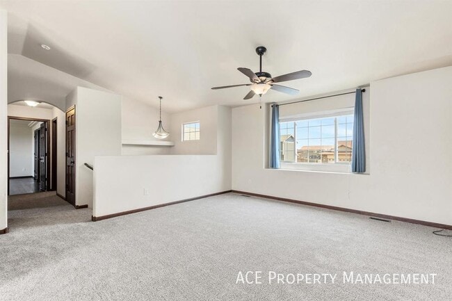 Building Photo - 761 Radial Ln