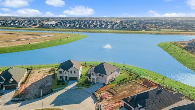 Building Photo - 2060 Terra Rose Dr