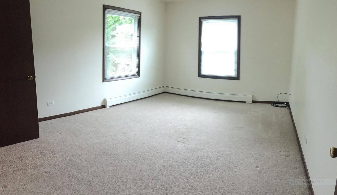 Foto principal - 104 W Willow St