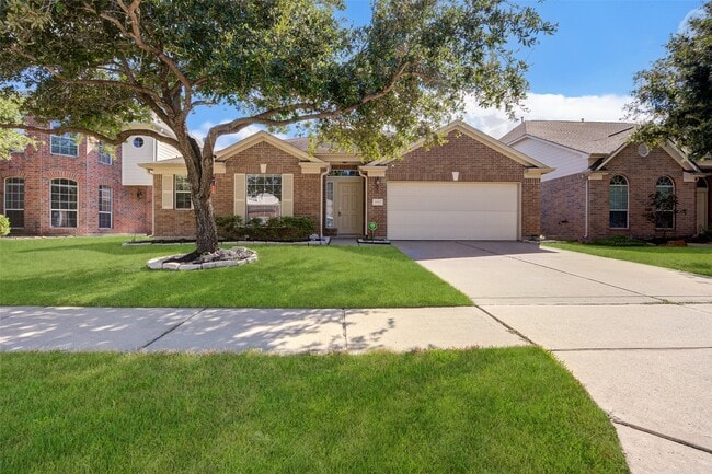 Building Photo - 19307 Dawntreader Dr