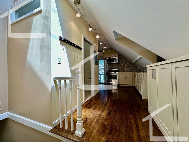 Foto del edificio - REALLY AMAZING STUDIO IN ALLSTON!!!!!!