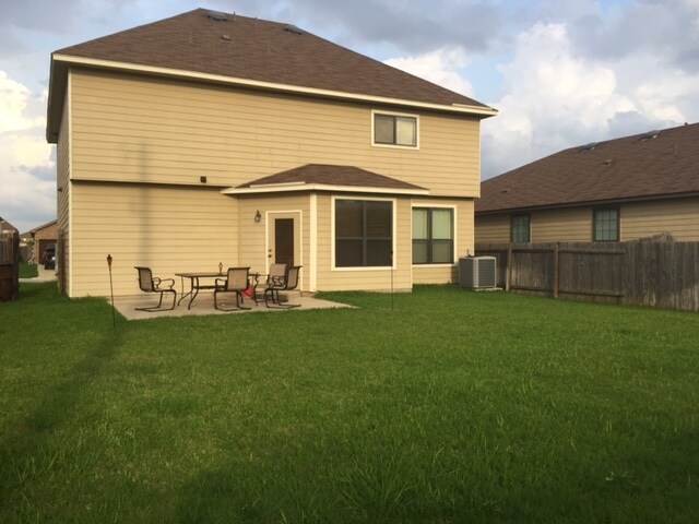 Foto del edificio - 1832 Bayland St