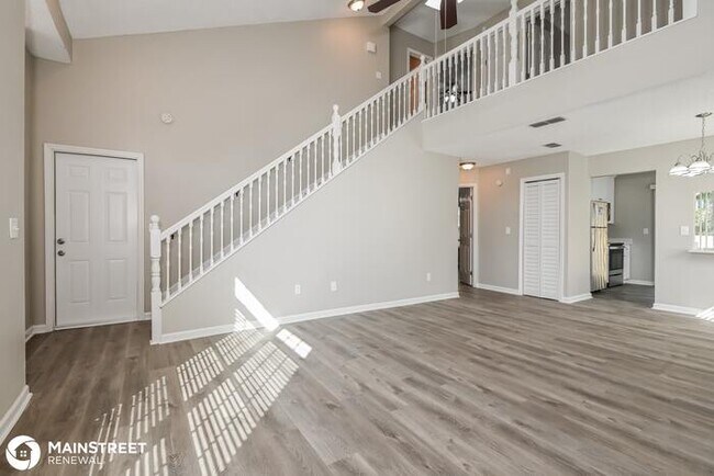 Foto del edificio - 2925 Mikris Drive East, Jacksonville, FL 3...