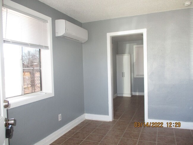 Building Photo - 508 North Ave