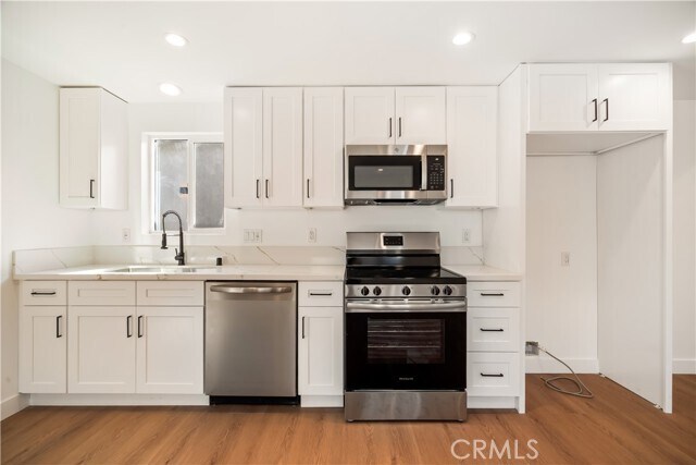 Foto del edificio - 6937 Jellico Ave