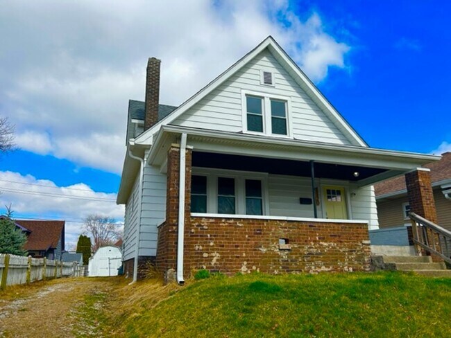 Foto del edificio - 1120 Hoefgen St