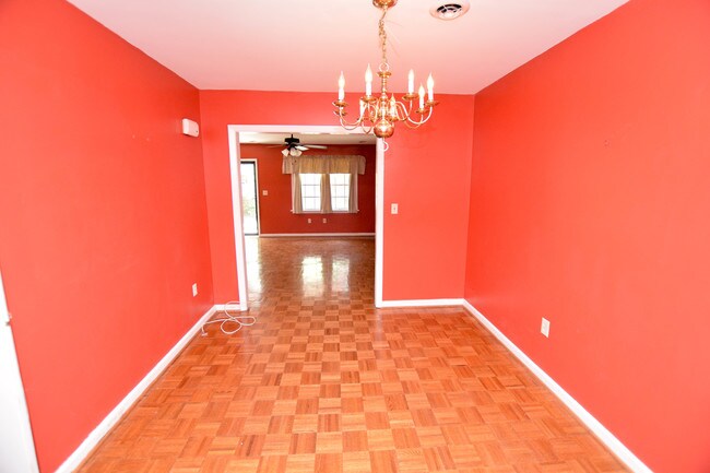 Building Photo - 173 Rutledge Ave