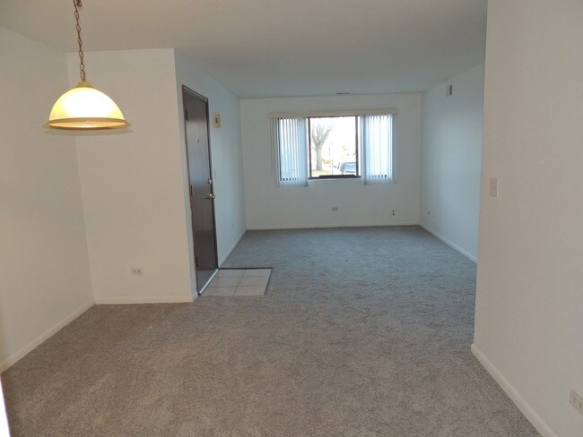 Building Photo - 228 E Rimini Ct