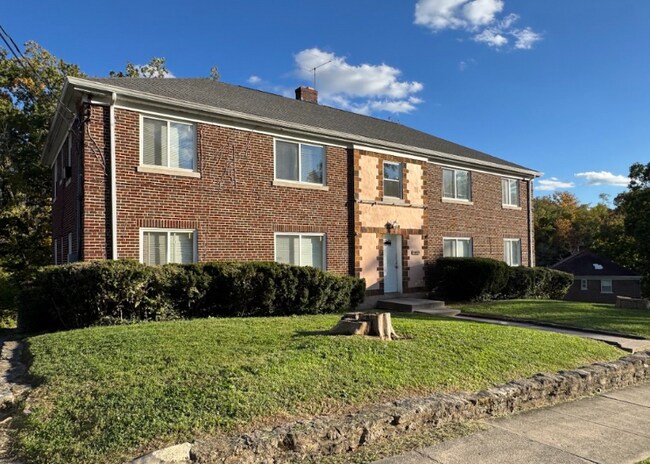 Foto del edificio - 3126 Bracken Woods Ln