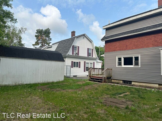 Building Photo - 3 br, 1 bath House - 14 Wilna Ave