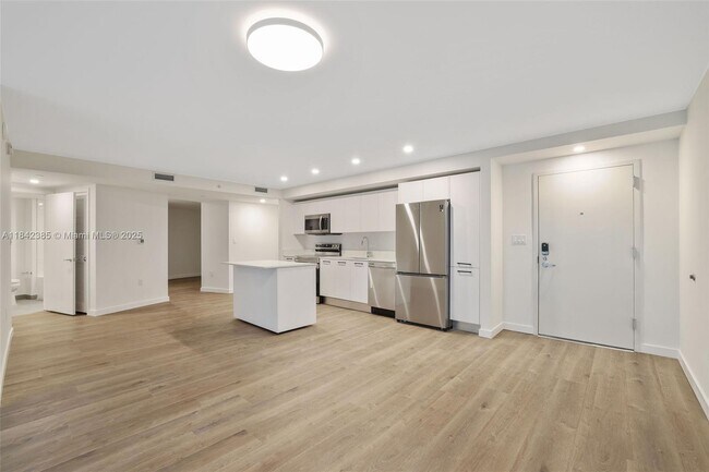 Foto del edificio - 1500 Bay Rd