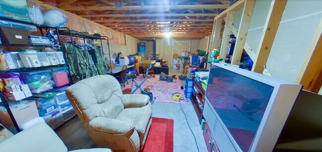 Foto del edificio - 3D Tour Available - West-Side Townhome + W...