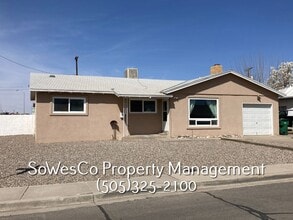 Building Photo - 2001 Mesa Verde Ave