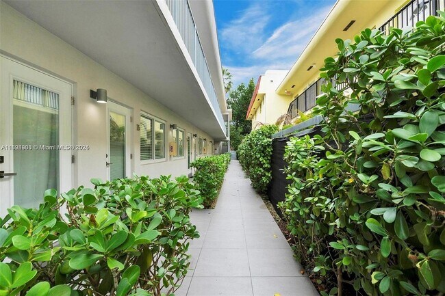 Foto del edificio - 740 Meridian Ave