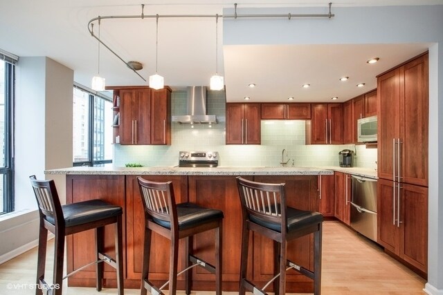 Foto del edificio - 260 E Chestnut St