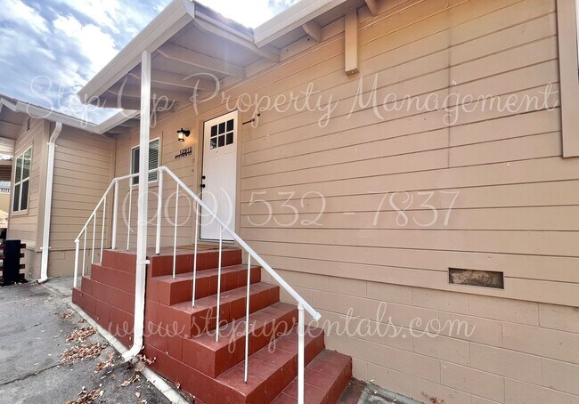 Foto del edificio - 12915 Mountain View Rd