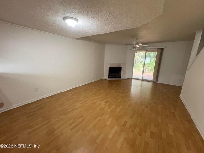 Building Photo - 4647 Barnes Rd S