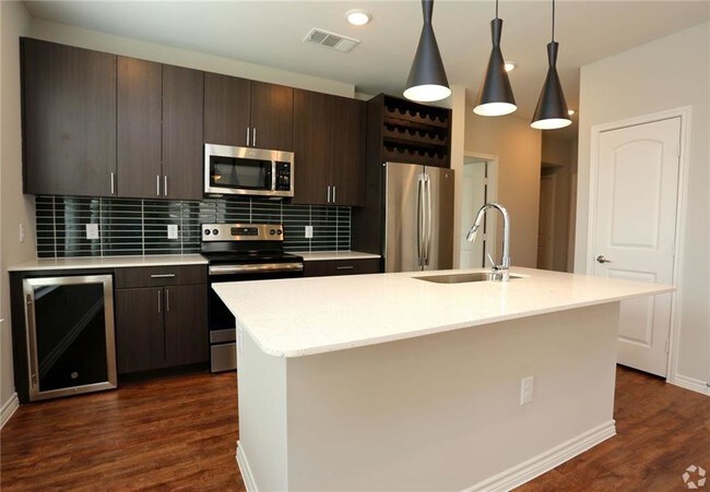 Foto del edificio - 3300 S Garrison St