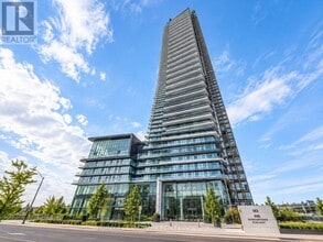 Building Photo - 448 Burnhamthorpe Rd W