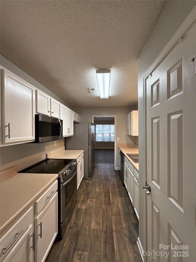 Foto del edificio - 6018 Patric Alan Ct