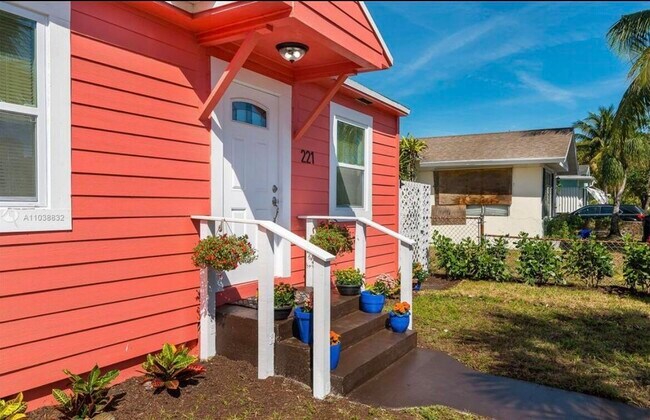 Foto del edificio - 221 C St